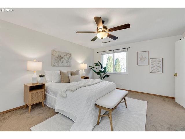 16082 Sw 93RD Ave, Tigard, OR 97224