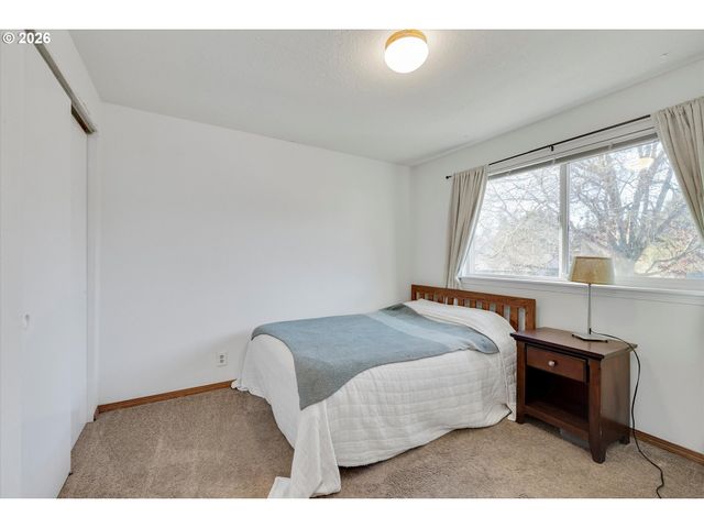 16082 Sw 93RD Ave, Tigard, OR 97224