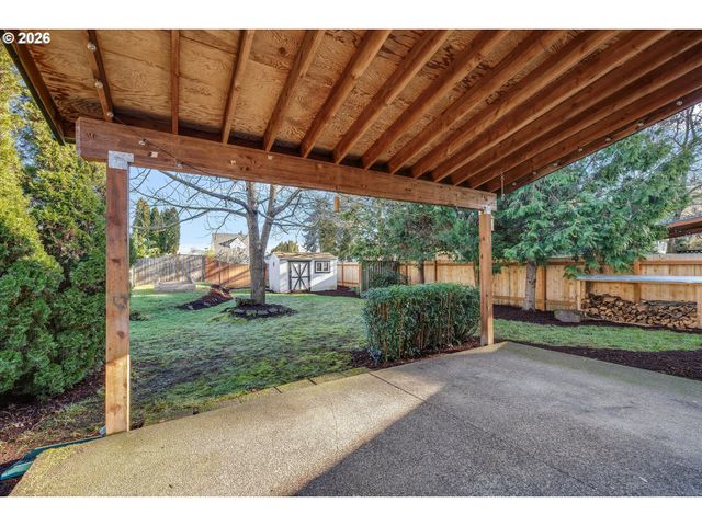 16082 Sw 93RD Ave, Tigard, OR 97224