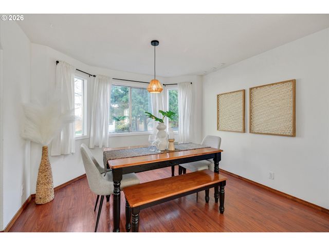 16082 Sw 93RD Ave, Tigard, OR 97224