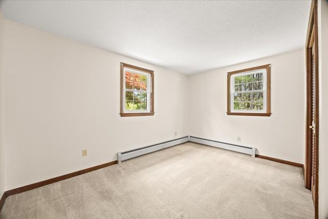 391 Scenic Hwy, Bourne, MA 02532
