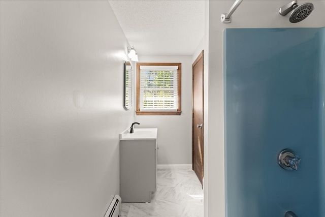 391 Scenic Hwy, Bourne, MA 02532