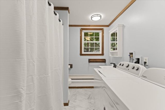 391 Scenic Hwy, Bourne, MA 02532