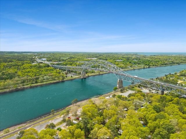 391 Scenic Hwy, Bourne, MA 02532