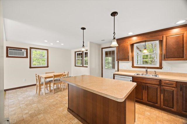 391 Scenic Hwy, Bourne, MA 02532