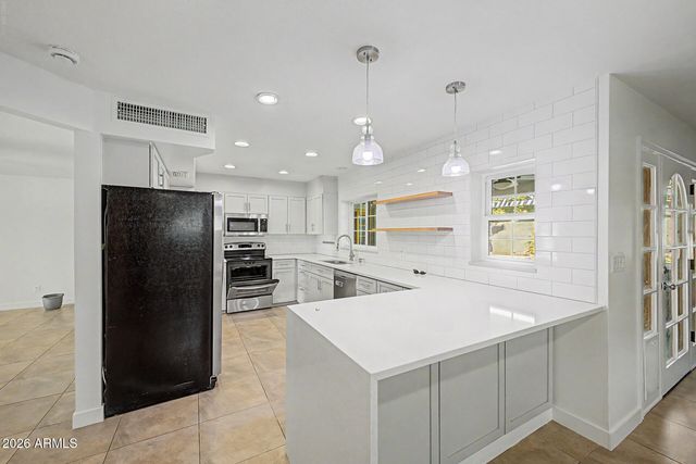 2635 S BROOKS Circle, Mesa, AZ 85202