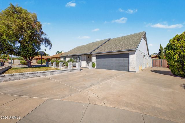 2635 S BROOKS Circle, Mesa, AZ 85202