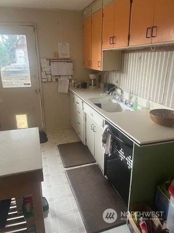 2604 31st Avenue SW, Puyallup, WA 98373