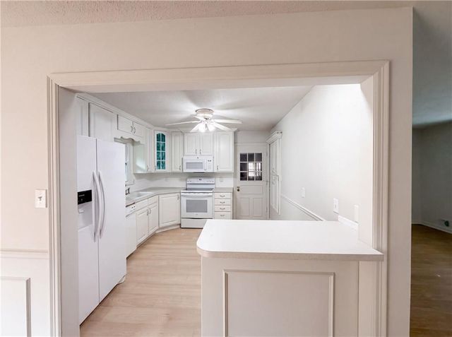 10405 E 80th Street, Kansas City, MO 64138