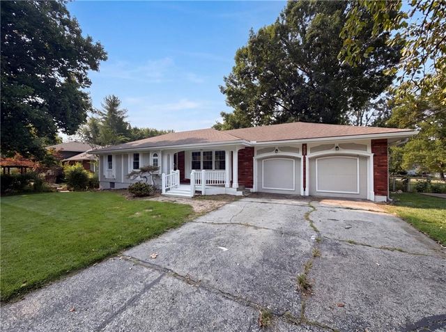 10405 E 80th Street, Kansas City, MO 64138