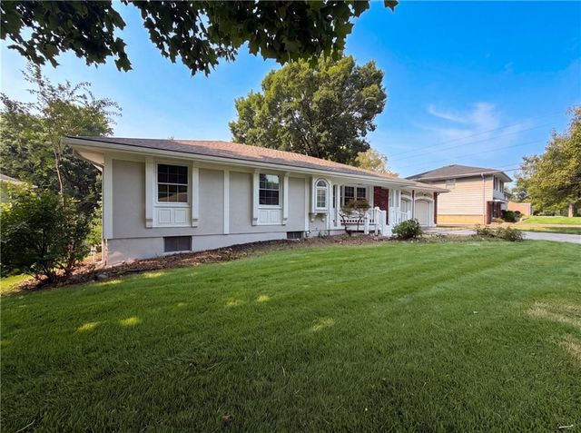 10405 E 80th Street, Kansas City, MO 64138