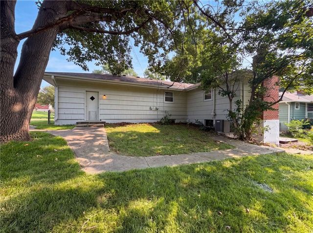 10405 E 80th Street, Kansas City, MO 64138