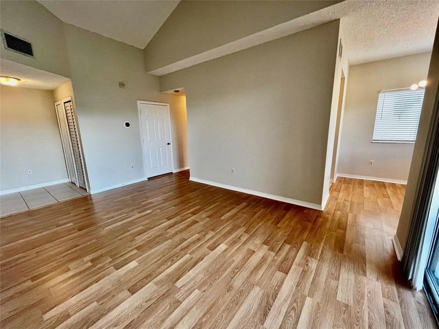 7085 NOVA Drive 311, Davie, FL 33317