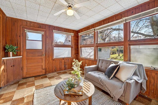 813 E GRANT STREET, Appleton, WI 54911