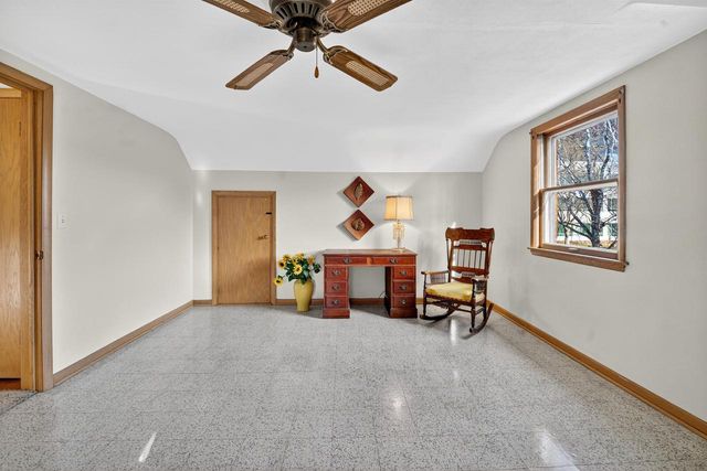 813 E GRANT STREET, Appleton, WI 54911