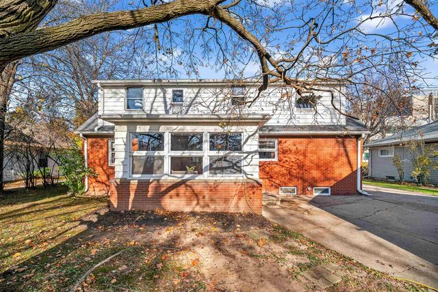 813 E GRANT STREET, Appleton, WI 54911