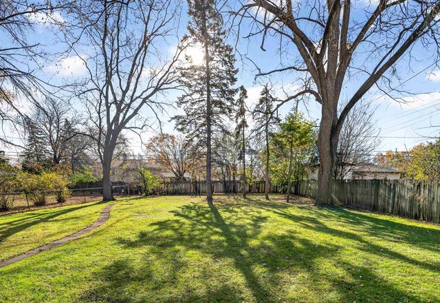 813 E GRANT STREET, Appleton, WI 54911