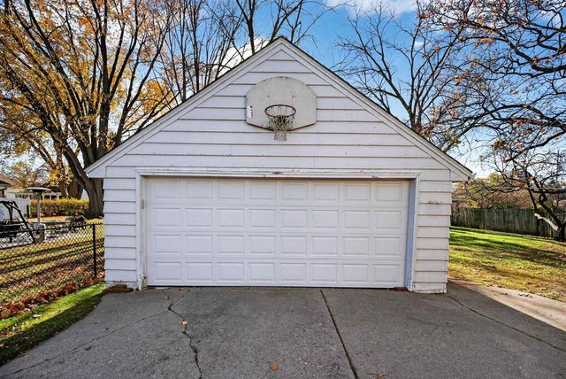 813 E GRANT STREET, Appleton, WI 54911