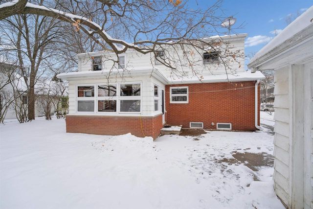 813 E GRANT STREET, Appleton, WI 54911