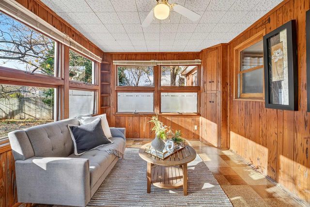 813 E GRANT STREET, Appleton, WI 54911