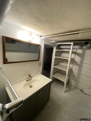 205 S 11th Street S, Norfolk, NE 68701