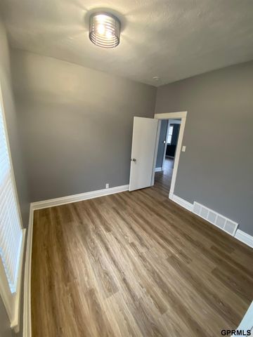 205 S 11th Street S, Norfolk, NE 68701