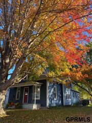 205 S 11th Street S, Norfolk, NE 68701