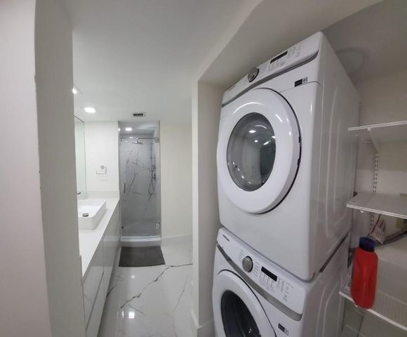 16425 Collins Avenue 2514, Sunny Isles Beach, FL 33160