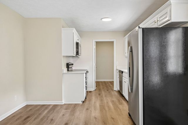 136 Conquest Ct, Unionville, TN 37180