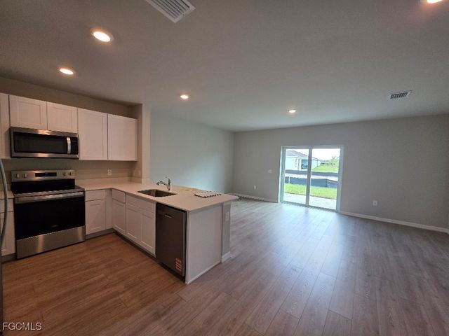 8119 Haley Creek WAY, Lehigh Acres, FL 33971