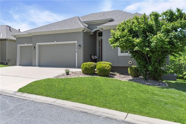 13416 W 172nd Street, Overland Park, KS 66221