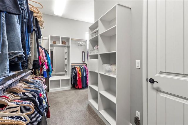 13416 W 172nd Street, Overland Park, KS 66221