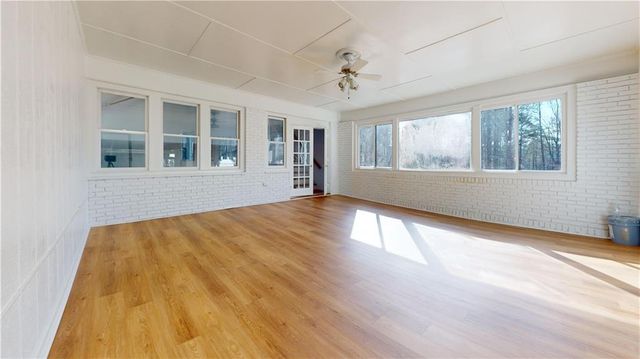 1319 Janmar Road, Snellville, GA 30078