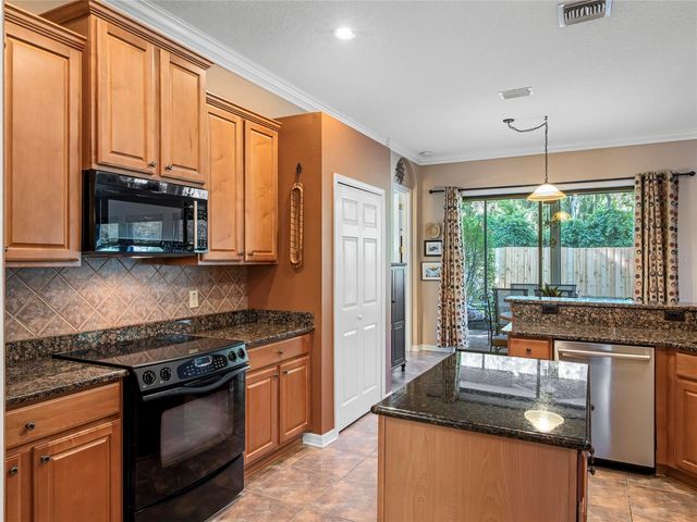177 OVEROAKS PLACE, Sanford, FL 32771