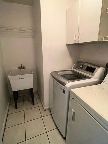 8265 White Rock Circle, Boynton Beach, FL 33436