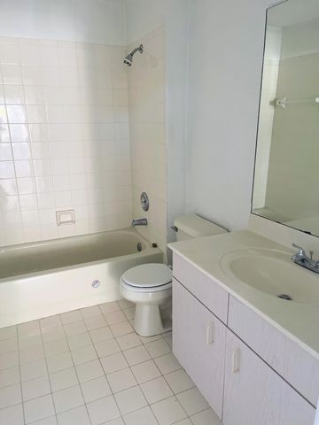 8265 White Rock Circle, Boynton Beach, FL 33436