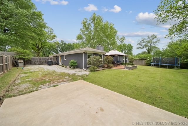 11752 S 86th East Avenue, Bixby, OK 74008