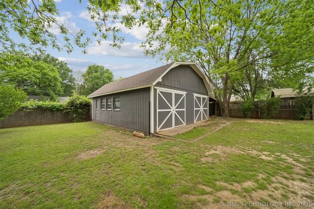 11752 S 86th East Avenue, Bixby, OK 74008