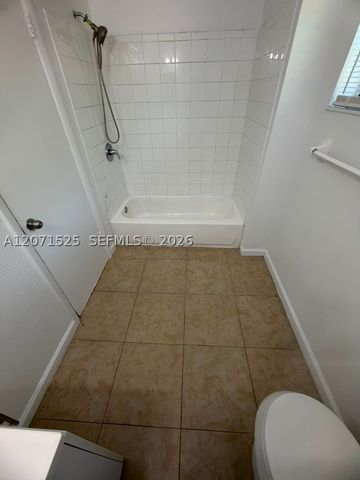 919 NW 2nd Ave 3, Fort Lauderdale, FL 33311