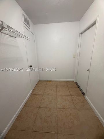 919 NW 2nd Ave 3, Fort Lauderdale, FL 33311