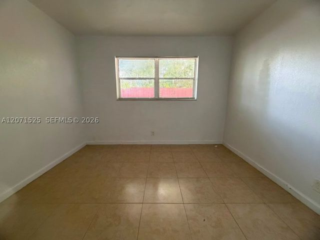 919 NW 2nd Ave 3, Fort Lauderdale, FL 33311