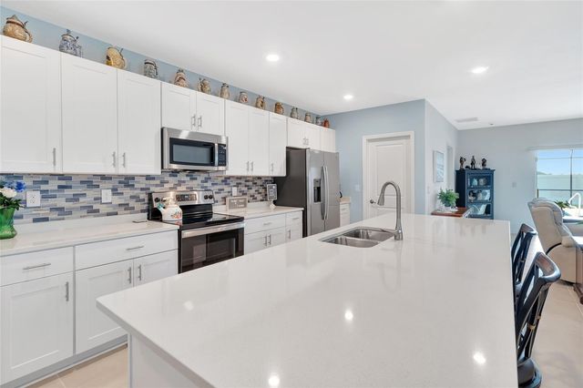 1115 CALICO POINTE CIRCLE, Groveland, FL 34736
