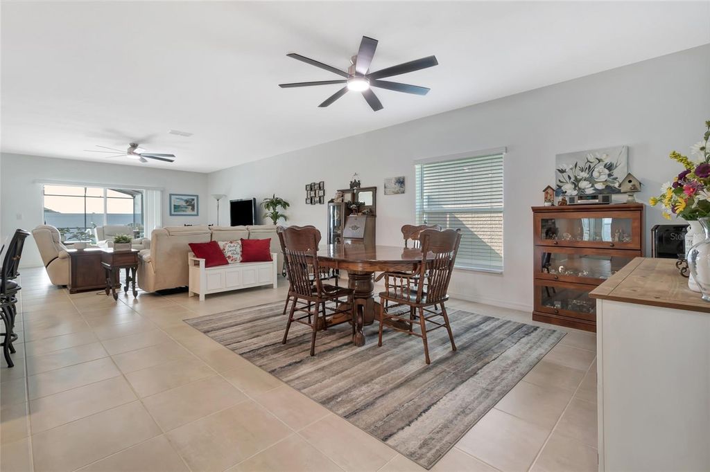 Image 7 of property listing at 1115 CALICO POINTE CIRCLE, Groveland, FL 34736