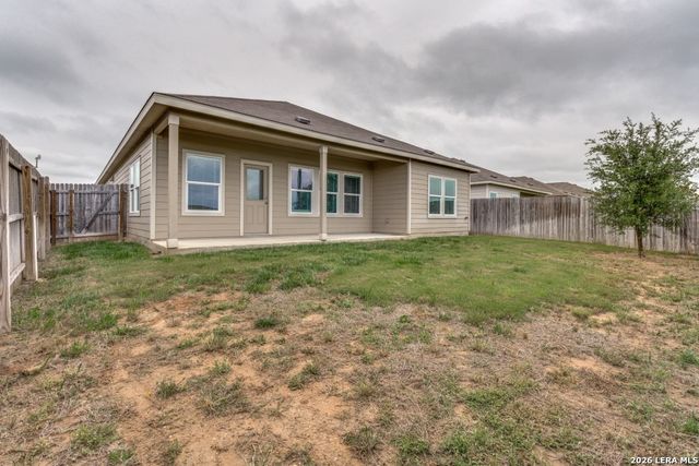 227 Cordova Crossing, Seguin, TX 78155