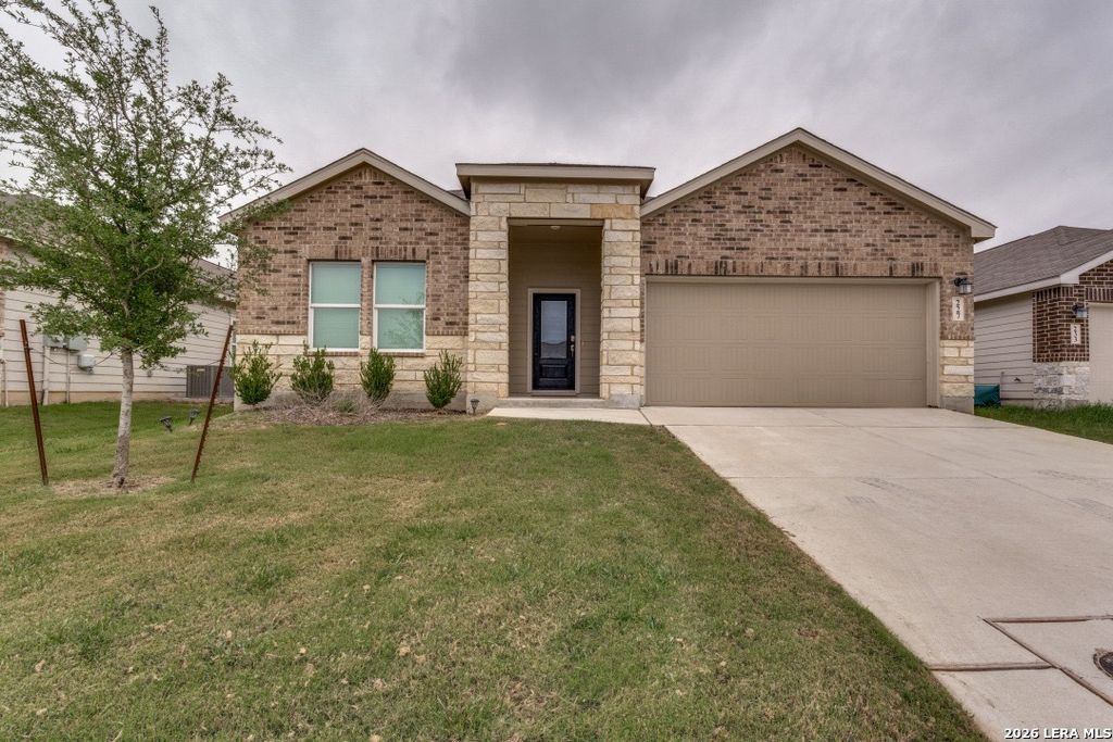 227 Cordova Crossing, Seguin, TX 78155