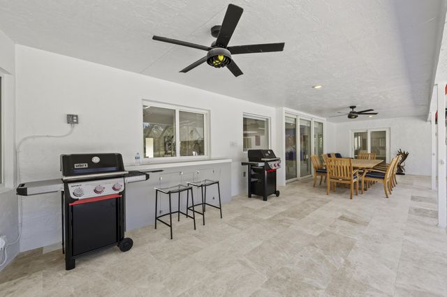 10603 Boca Woods Lane, Boca Raton, FL 33428