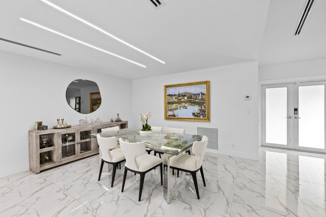 10603 Boca Woods Lane, Boca Raton, FL 33428