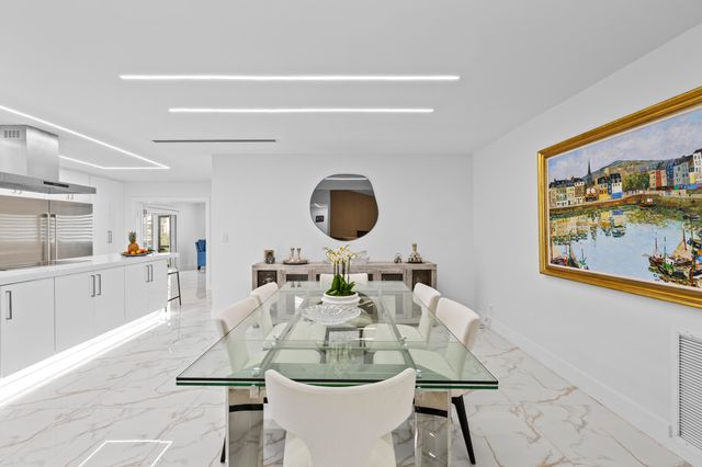 10603 Boca Woods Lane, Boca Raton, FL 33428