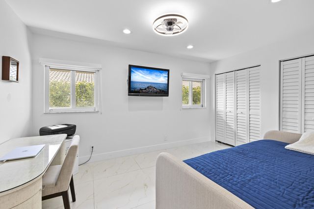 10603 Boca Woods Lane, Boca Raton, FL 33428