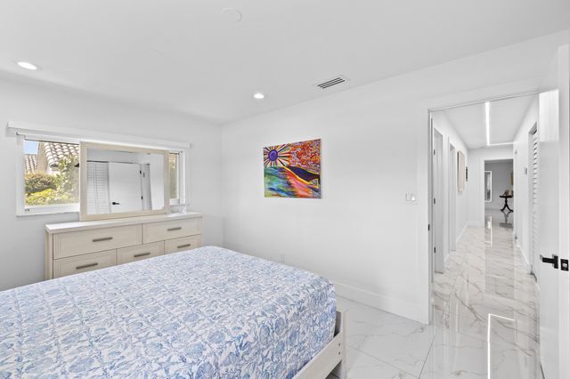 10603 Boca Woods Lane, Boca Raton, FL 33428